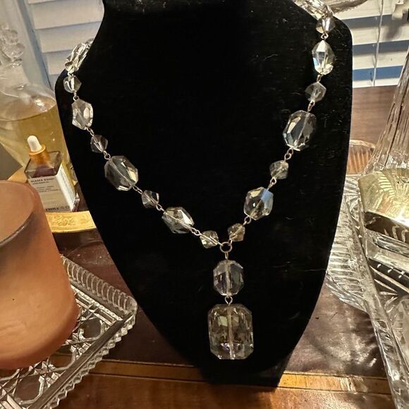 Saks Fifth Avenue Vintage Iridescent Smoky Taupe / Tan Crystal Necklace Goldtone - Picture 1 of 11